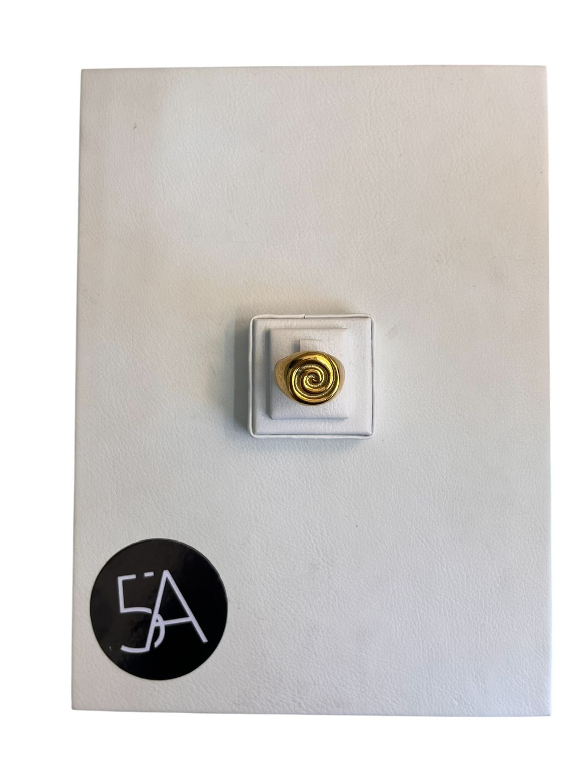 Anillo espiral minimalista enchapado en oro de 18k