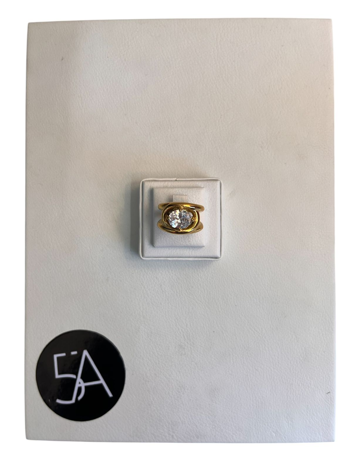 ✨ Anillo Solitario Moderno – Enchapado en Oro 18K ✨