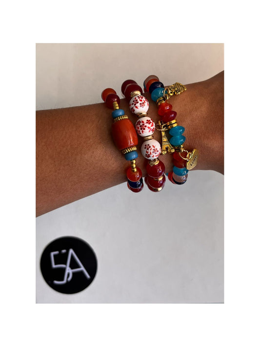 ✨ Pulseras Artesanales con Detalles Dorados ✨