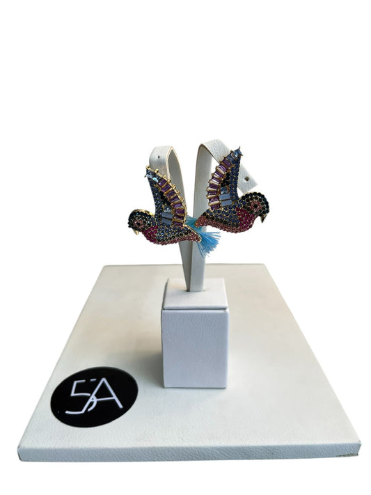 Aros colibrí multicolor con cristales y fleco