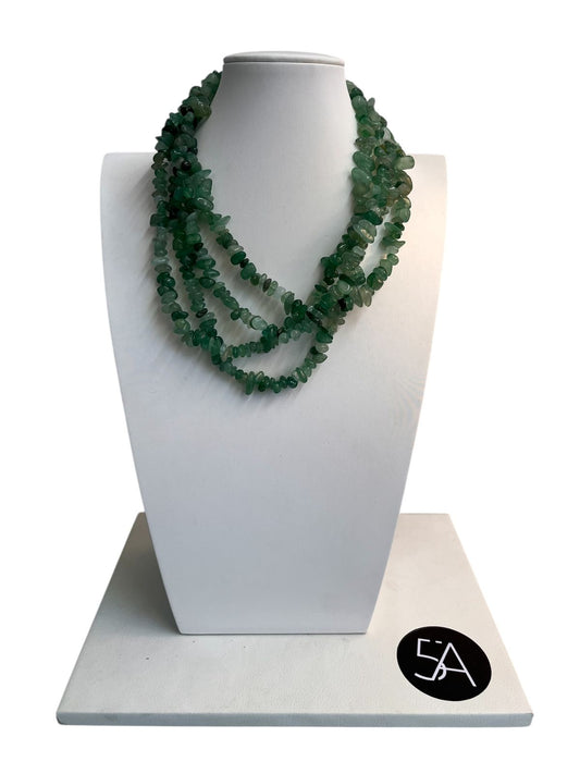 Collar Multivuelta de Piedra Verde