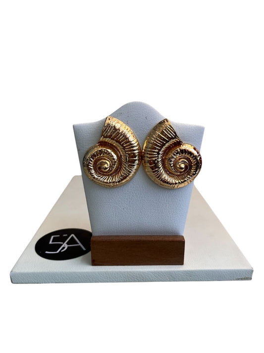 ✨ Aros dorados caracol