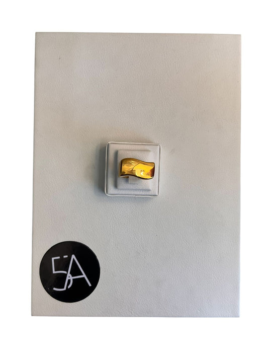 Anillo orgánico enchapado en oro de 18k