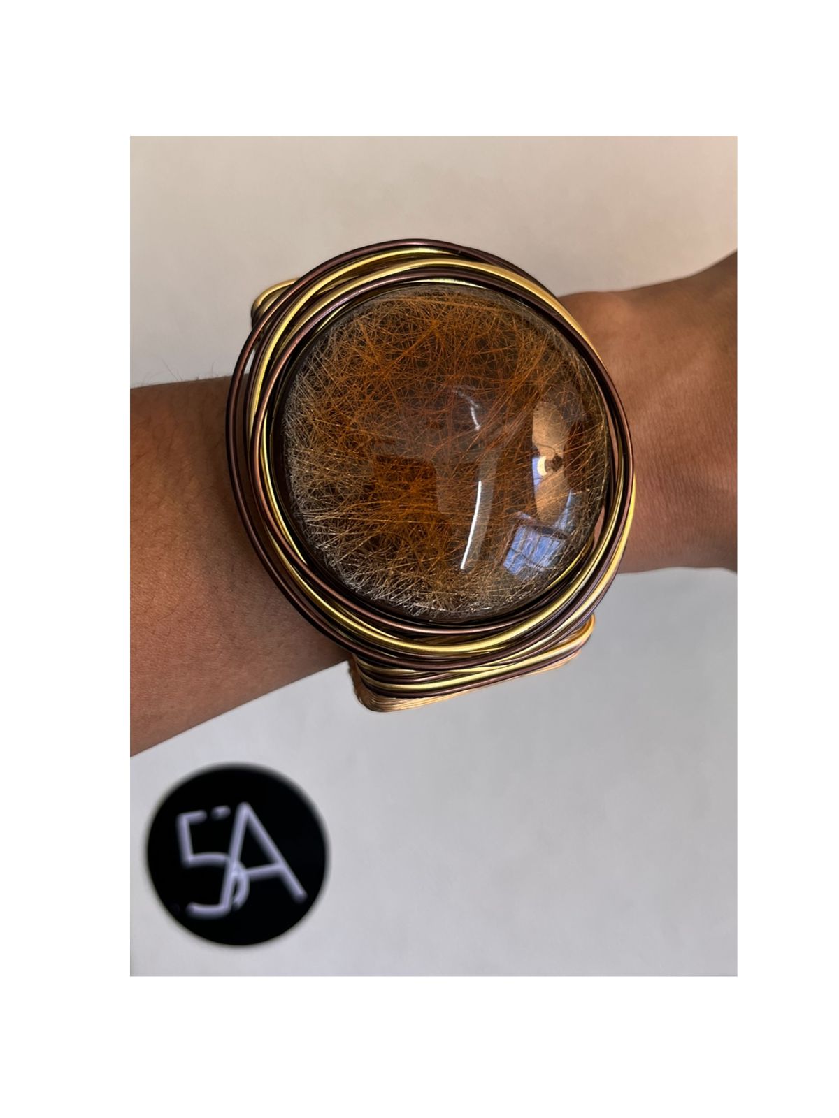 Pulsera Statement con Piedra Central