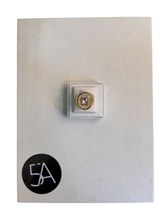 Anillo Clásico con Piedra Central – Enchapado en Oro 18K