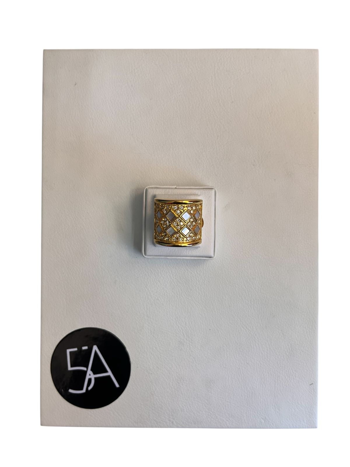 Anillo Geométrico Glam – Enchapado en Oro 18K